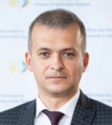 Правительство уволило Лозинского с должности заместителя Министра развития общин