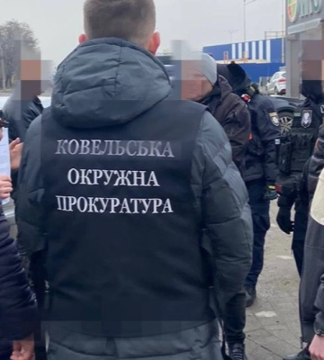 На Волині лікаря, який допомагав ухилянтам виїхати за кордон, звільнили з-під варти