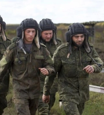 У лікарню Нової Каховки щоденно прибувають вантажівки з пораненими військовими РФ — Генштаб