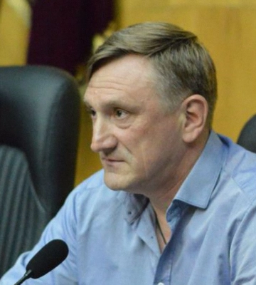 Ще один нардеп написав заяву про складання мандата Ще один нардеп написав заяву про складання мандата