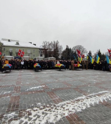 Велика втрата на Різдво: у Рівному попрощалися одразу з чотирма захисниками (ВІДЕО)