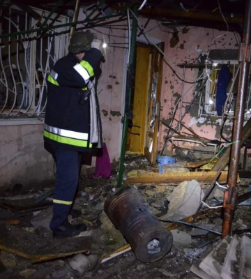 Загарбники обстріляди суднобудівний завод та житлові будинки Херсона