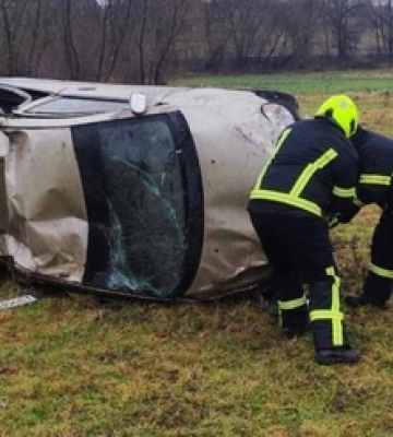 Смертельна аварія у Луцькому районі: водій загинув на місці