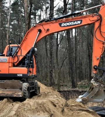 В Києві продовжують облаштовувати фортифікаційні споруди