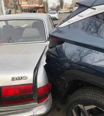 В Одесі водійка автомобіля збила батька з дитиною