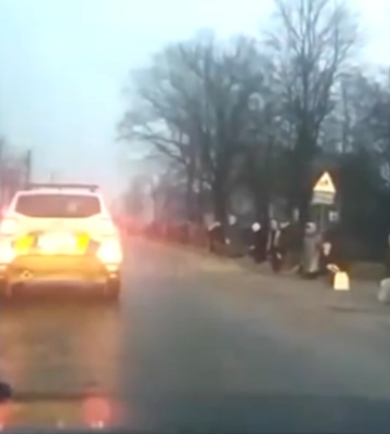 На Волині навколішки зустріли 25-річного Героя Олександра Чирука
