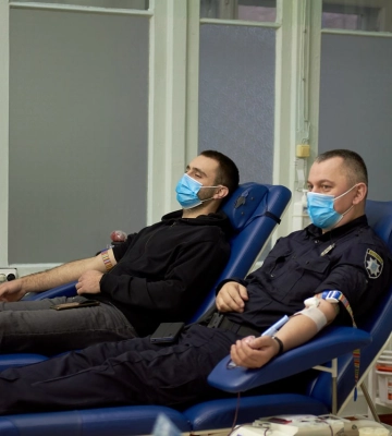 У Рівному понад 35 поліцейських стали донорами крові