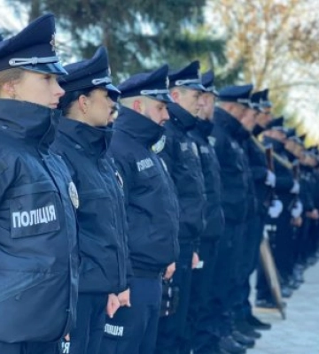 Запрошують всіх охочих! До лав патрульної поліції Закарпатської області досі триває набір