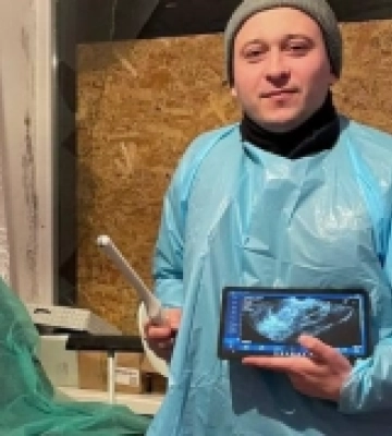 Лікар-гінеколог Нововолинської лікарні приймав пацієнток на деокупованій Харківщині