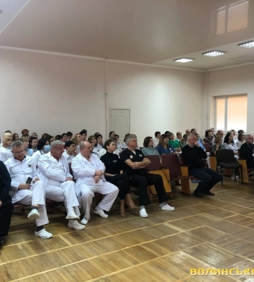 Волинське медоб&#039;єднання захисту материнства і дитинства заробило майже 8 млн грн за платні послуги