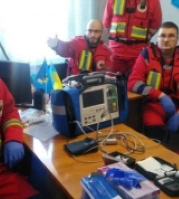 На Херсонщині працюють бригади екстреної медичної допомоги з усієї України
