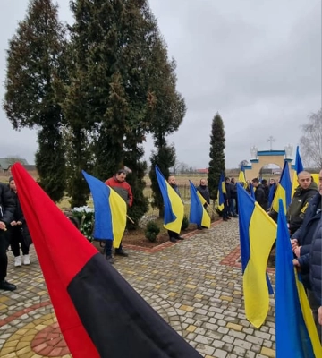 На Рівненщині попрощалися з молодим Героєм
