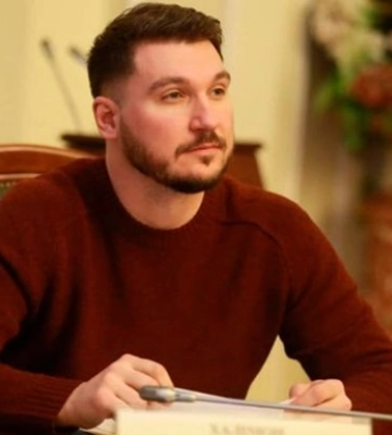Нардеп попал в скандал из-за покупки особняка Нардеп попал в скандал из-за покупки особняка