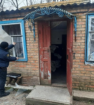 Полицейские документируют последствия ударов оккупантов по Никопольщине
