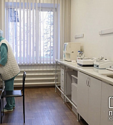 У лікарнях Дніпра залишаються 18 травмованих через ракетний удар по багатоповерхівці