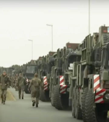 До кордонів України їдуть ЗРК Patriot (Відео)
