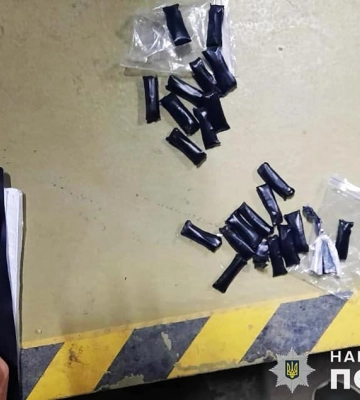 У Миколаєві оперативники викрили чоловіка на незаконному зберіганні психотропів