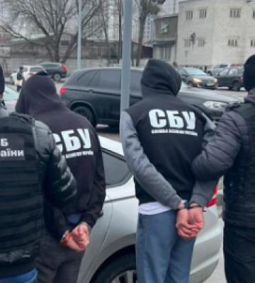 У столиці ділки торгували українськими паспортами: кому, за скільки, навіщо