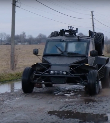 Винницкие мастера создали мощный багги для ВСУ с дверями как у Lamborghini (видео)