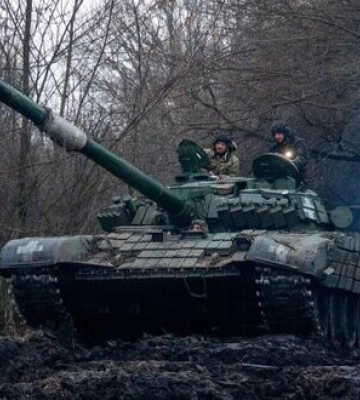 Ворог наступає на Бахмутському та Авдіївському напрямках, відбито атаки у районі 11 населених пунктів, - Генштаб