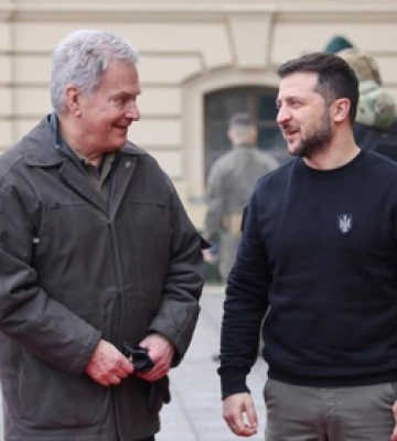 В Україну з неанонсованимм візитом прибув президент Фінляндії Саулі Нійністе