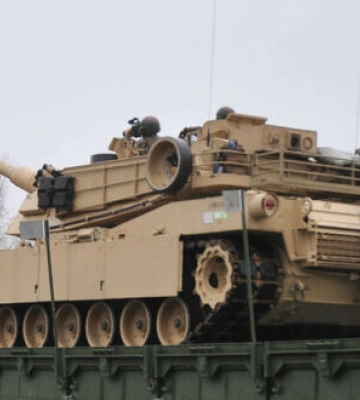 Байден готовий передати десять танків Abrams Україні, щоб вплинути на Німеччину — ЗМІ
