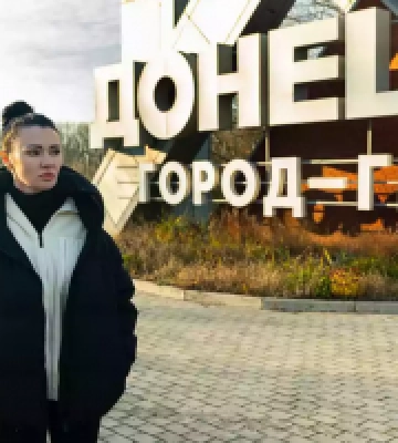 СБУ повідомила про підозру колишній ведучій телеканалів Медведчука, яка підтримала окупацію Маріуполя