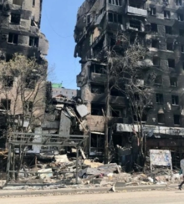 У передмісті Маріуполя прогриміли вибухи