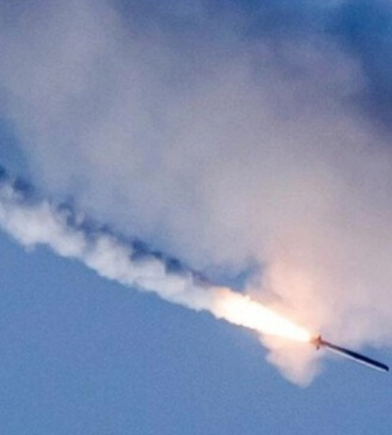 В повітряному просторі Києва було зафіксовано біля 20 ракет