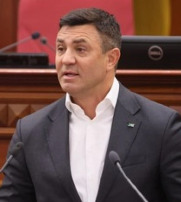 В &quot;Слуге народа&quot; жестко отреагировали на поездку нардепа Тищенко в Тайланд: что его ждет