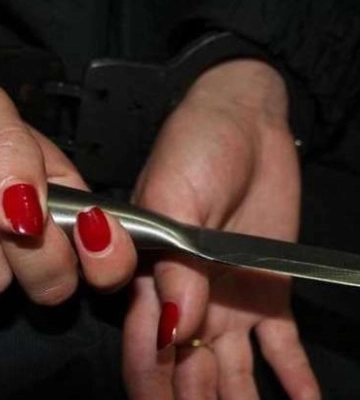 На Полтавщині чоловік отримав ножове поранення від співмешканки