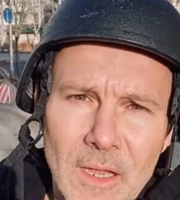&quot;Тут гаряче, але місто нескорене, як і вся Україна&quot;, -  Вакарчук звернувся до українців з Бахмуту. ВIДЕО