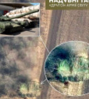Російська армія &quot;здулася&quot; в Україні: Генштаб оприлюднив фото надувних танків