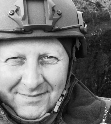 Просять гідно зустріти: на Волині попрощаються із загиблим Героєм Олегом Гонтарем