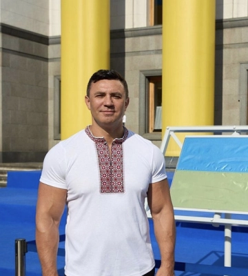 Руслан Стефанчук объяснил, подписывал ли распоряжение о командировке Николая Тищенко за границу