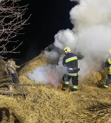 За минулу добу на Рівненщині трапилось дві пожежі