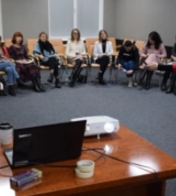 У Луцьку волинських активістів та посадовців вчили діяти у випадку комунікаційної кризи