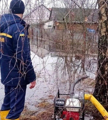 У місті на Волині підтопило близько 10 вулиць