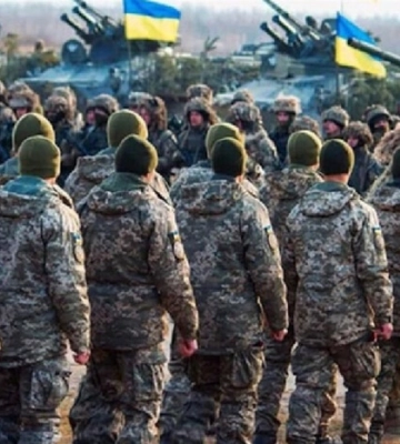 Мобілізація в Україні: ЗСУ пояснили, кому насамперед вручатимуть повістки