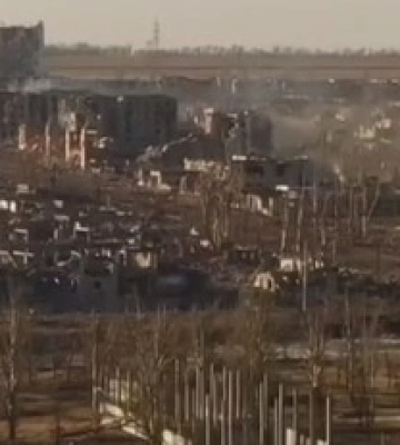 Оккупанты стирают Марьинку с лица земли: фото и видео