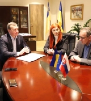В Ужгороді підписали меморандум про співпрацю з українсько-словацькою бізнес-агенцією