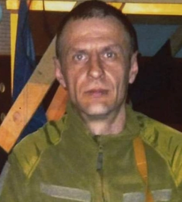 Приїхав додому у відпустку і помер: у Вараші попрощаються із 39-річним захисником