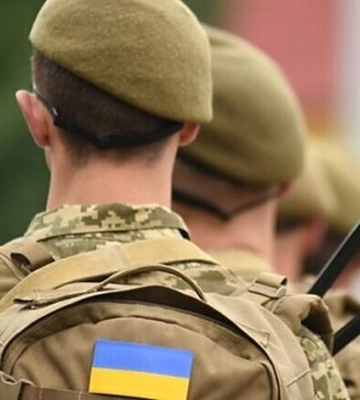 Районные администрации в Киеве собирают сведения о военнообязанных