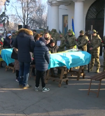 У Полтаві попрощалися з п’ятьма захисниками, які загинули під Соледаром
