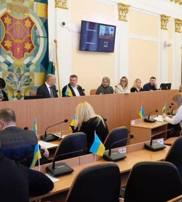 Сесія Полтавської міськради та американське обладнання для бібліотек — головне за 27 січня