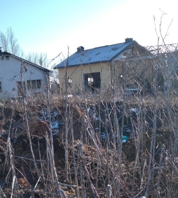На Ізюмщині ексгумували тіло жінки, яка загинула під час авіабомбардування