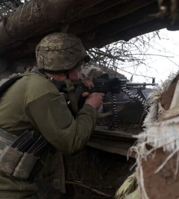 Генштаб: загарбники надалі ведуть наступальні дії на трьох напрямках, ЗСУ відбили атаки поблизу 12 населених пунктів