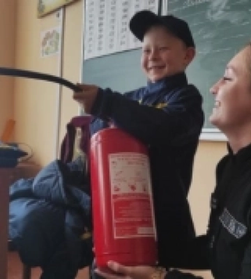 У Луцькому районі рятувальники навчали дітей вимогам безпеки