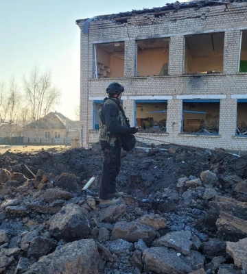В Харківській області російські боєприпаси зруйнували ліцей, школу, приватні будинки