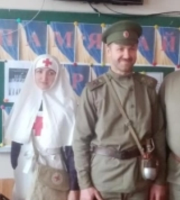 На Волині ліцеїстам розповіли про військово-історичну реконструкцію. ФОТО